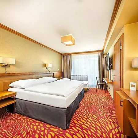 Harmony 4*